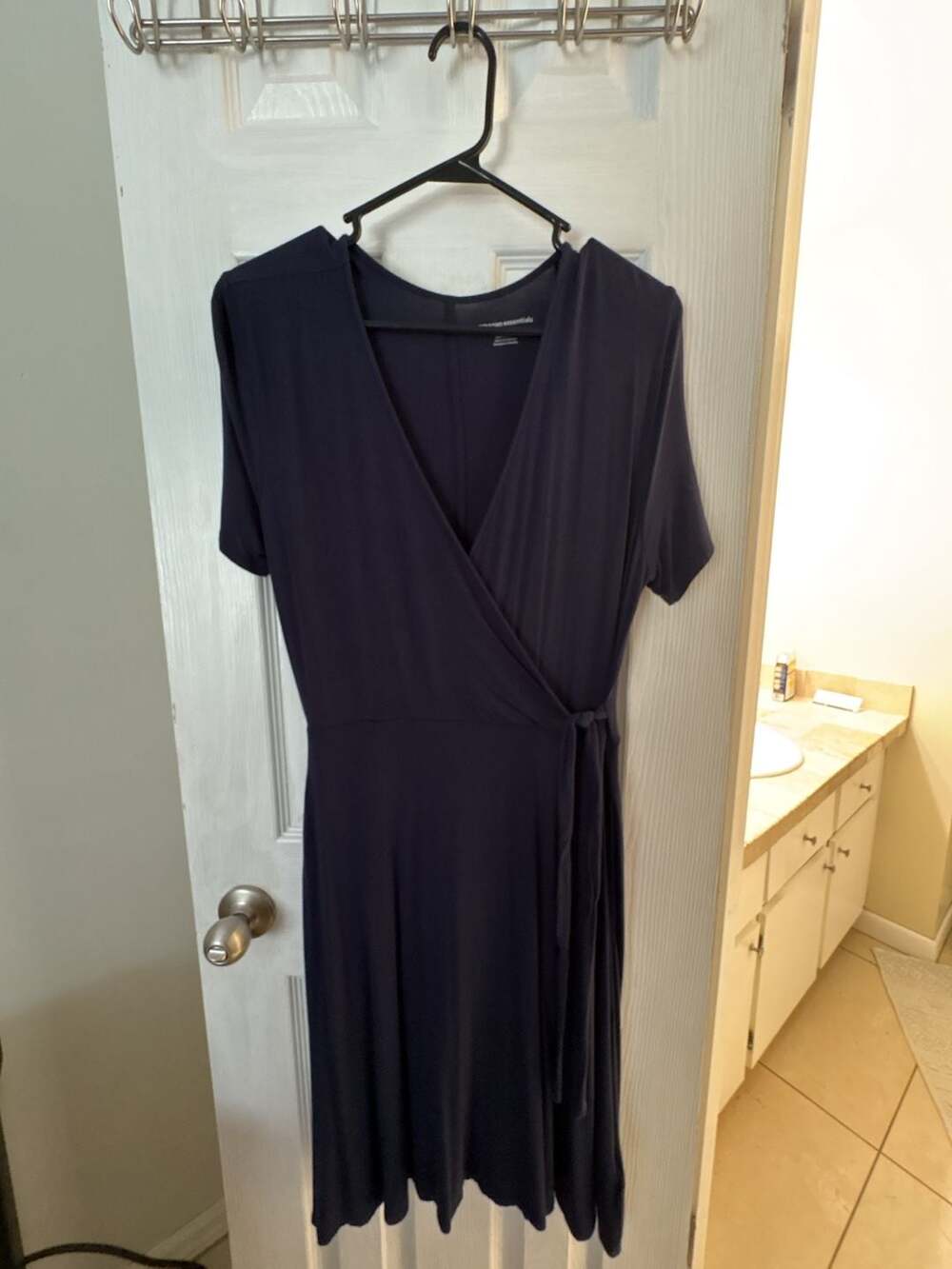 Amazon Essentials Wrap Dress Size S Navy Blue Short Sleeve V-Neck